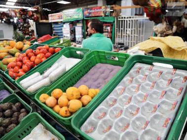 Algunos comercios de frutas y verduras empiezan a sentir escasez.