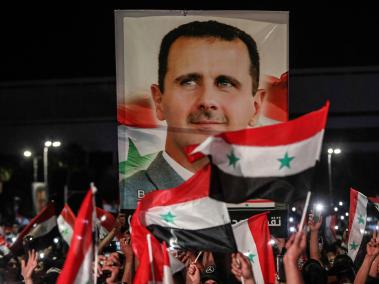 Basar al Asad es reelegido como presidente en Siria.