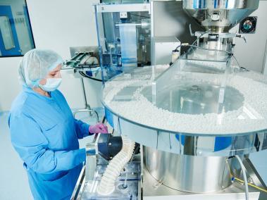 La producción industrial de Santander está representada por las manufacturas de sustancias y productos químicos y farmacéuticos, caucho, plástico, textiles y confecciones.
