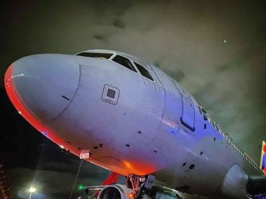 La aeronave que cubría la ruta Panamá - Quito debió aterrizar de emergencia en el aeropuerto Alfonso Bonilla Aragón, de Palmira.