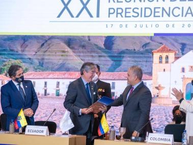 El presidente Iván Duque con su homólogo de Ecuador, Guillermo Lasso
