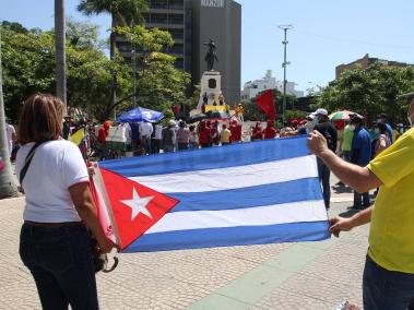 Bandera de Cuba en protestas en Barranquilla.