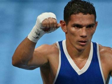 El boxeador colombiano derrotó a Everisto Mulenga de Zambia.