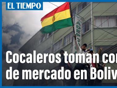 Varios miles de cocaleros de la región de los Yungas de Bolivia, opositores al gobierno, tomaron este lunes el control de un mercado que comercializa coca en La Paz, tras violentos choques con la policía que dejaron varios heridos y que causaron zozobra en los vecinos del lugar.
