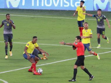 Partido Colombia Ecuador en el estadio Metropolitano de Barranquilla, el cual quedó 0-0 con donde se dieron jugadas polémicas.