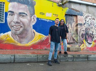 El mural está ubicado en la esquina de la calle 71I sur con carrera 27H. Hace parte de una iniciativa de Bogotá Colors para llenar de color las calles de la localidad 19.
