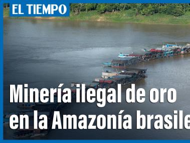 Balsas de minería ilegal barren río en la Amazonía brasileña en busca de oro