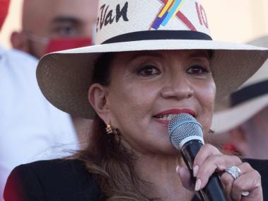 Xiomara Castro es la candidata favorita para imponerse en las elecciones presidenciales de Honduras. Es la esposa del derrocado Manuel Zelaya.