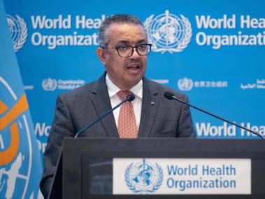 El Director General de la OMS, Tedros Adhanom Ghebreyesus, dirigiéndose a la sesión especial de la Asamblea Mundial de la Salud en Ginebra.