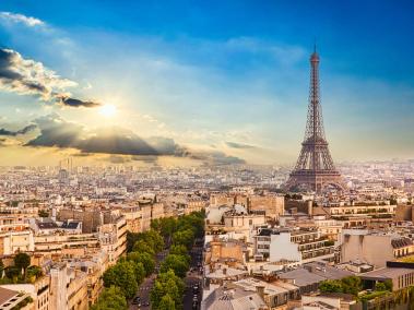 París no solo es la ‘Ciudad luz’ o la ‘Ciudad del amor’, sino una de las más costosas para vivir.