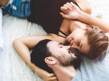 La búsqueda de porno con las palabras romance y romántico creció más del doble.
