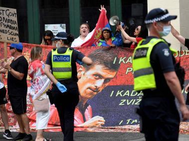 Manifestaciones en favor de Djokovic.