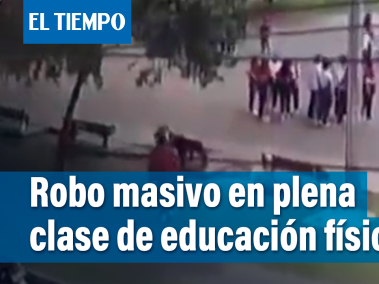 Un motoladrón les robó 12 celulares a varios estudiantes de bachillerato, que estaban en un parque frente a su colegio, ubicado en el barrio Castilla.