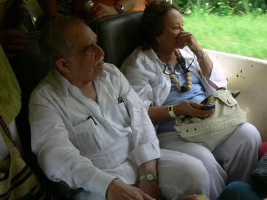 Gabo y su esposa, Mercedes, ya viajan juntos en su tren a la eternidad.