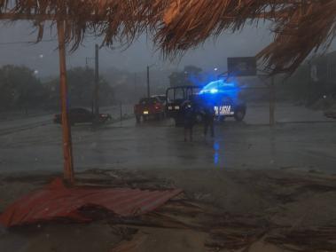 Huracán Agatha toca tierra en México