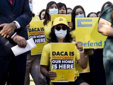 Jóvenes migrantes piden al Congreso regular el programa DACA y establecer política de migración en Estados Unidos.