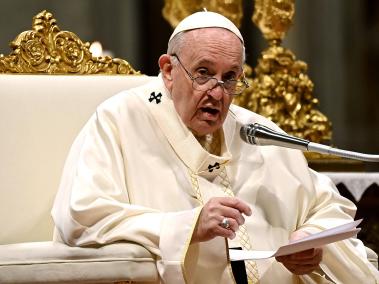 El papa Francisco anima a seguir ayudando a víctimas de las guerras.
