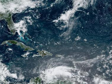 Se mantiene como Potencial Ciclón Tropical Two con una probabilidad del 90 % de formación de tormenta tropical.
