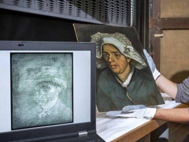 BBC Mundo: El cuadro "Cabeza de mujer campesina" con la imagen del autorretrato de Van Gogh descubierto por rayos X.