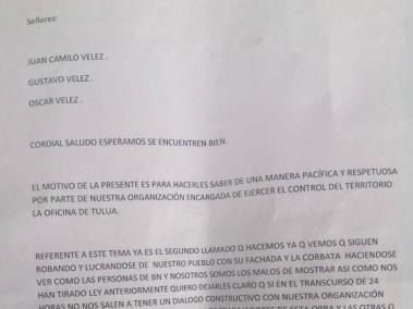 Al exalcalde de Tuluá, Gustavo Vélez, y a sus hijos, le han llegado cartas amenazantes a nombre de la 'oficina'.
