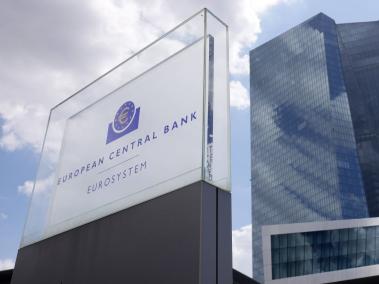 Por primera vez en 11 años, el Banco Central Europeo sube su tasa para atajar una galopante inflación.