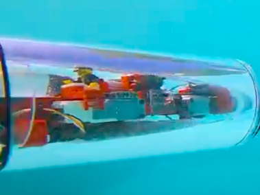 Submarino con piezas de Lego