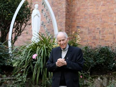 De sus casi 96 años, el padre Llano, nacido en Medellín, vivió 79 en la Compañía de Jesús.