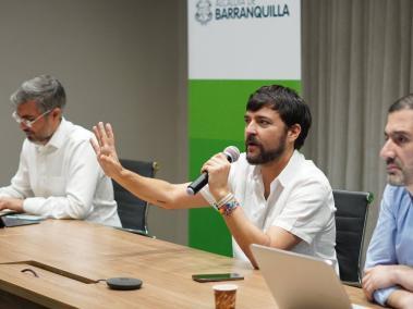El alcalde Jaime Pumarejo se reunió con los directores de medios de Barranquilla.