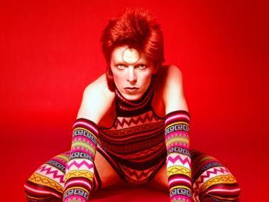 La película consigue un ‘collage’ de imágenes y testimonios del propio Bowie que se entrelazan de manera poética. FOTO: CINEPLEX