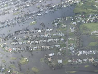 Inundaciones a causa del huracán Ian en Florida.