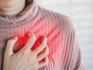 Un alto nivel de colesterol puede afectar gravemente la salud cardiaca.