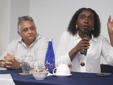 La Ministra de Deportes María Isabel Urrutía estuvo en Barranquilla.