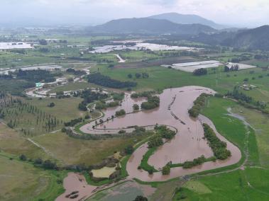 En la cuenca media del río Bogotá, según la gobernación de Cundinamarca y la CAR, se deben hacer obras hidráulicas.