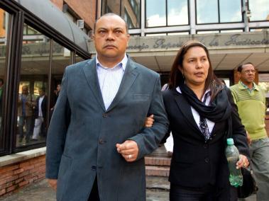 Luis Colmenares y Oneida Escobar, padres del estudiante Luis Andrés Colmenares, piden a la justicia que esclarezca lo que ocurrió en la noche del 31 de octubre.