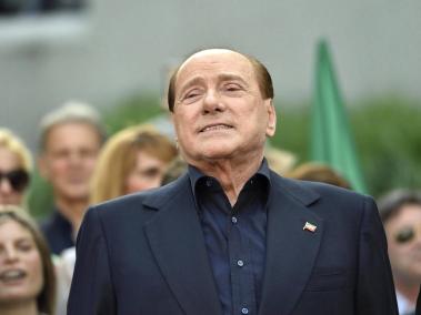 Fotografía de archivo fechada el pasado 5 de junio de 2014 que muestra al ex primer ministro italiano Silvio Berlusconi.