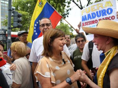 Venezolanos protestas en Argentina contra Maduro.