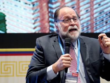Hausmann fue Ministro de Planificación de Venezuela y Economista Jefe del BID.