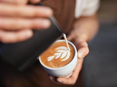 Según una investigación científica, el café con leche podría ser beneficioso para el sistema inmune.