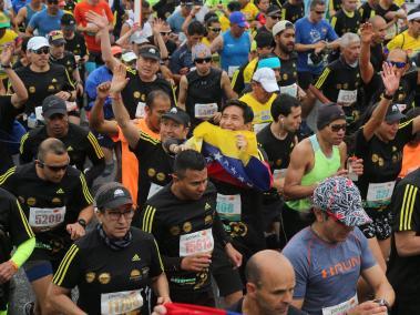 Atletas en la Media Maratón de Bogotá