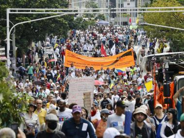Marchas a favor de gobierno Petro en Medellín.