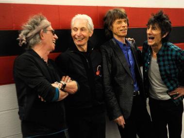 Actualmente la banda está conformada por Mick Jagger, Keith Richards y Ronnie Wood. En la fotografía también aparece el fallecido Charlie Watts.