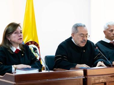 Los magistrados de la Sala de Primera Instancia de la Corte Suprema Blanca Nélida Barreto, Ariel Torres y Jorge Caldas.