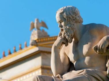 Aristóteles y Platón fueron lo primeros pensadores en conceptualizar la belleza.