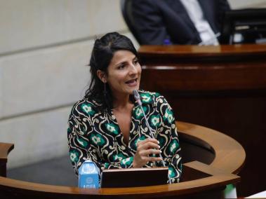 Irene Vélez durante el debate de moción de censura.