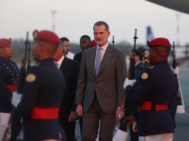 El Rey de España, Felipe VI, llega al aeropuerto internacional de Las Américas.