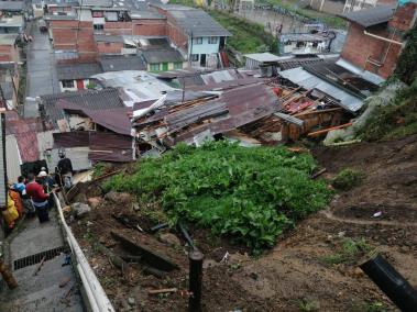Deslizamientos en Aranzazu, Caldas, dejan nueve viviendas afectadas.