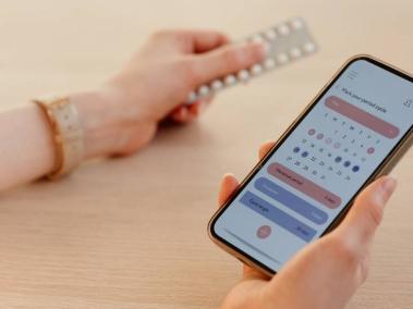 Las apps funcionan resaltando los días de tu ciclo menstrual en que tienes más posibilidades de que ocurra un embarazo.