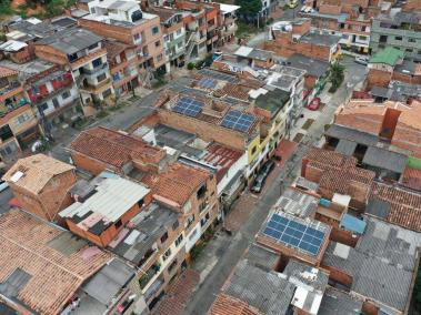 Paneles solares en El Salvador (Medellín)