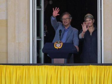 Gustavo Petro, presidente de Colombia, estuvo acompañado por la primera dama Verónica Alcocer.