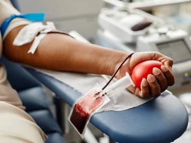 Los donantes de sangre tienen menos riesgo de padecer diabetes y ataques al corazón.